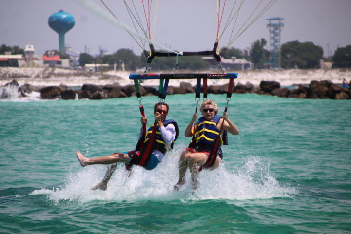 Destin Parasailing - Family Adventures 06