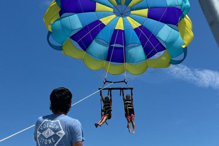 Parasail Landing 01